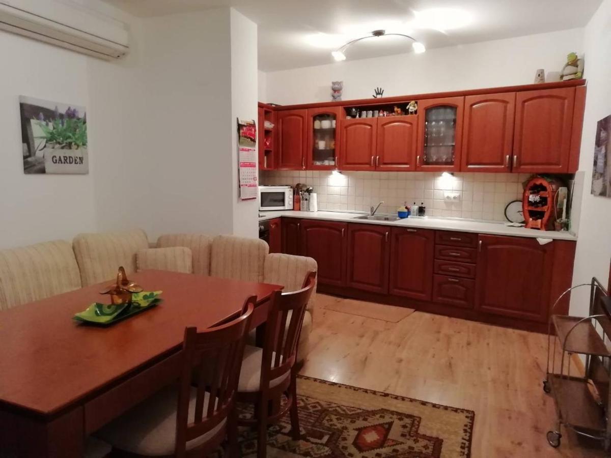 Къща в центъра на Стрелча, джакузи с минерална вода Екстериор снимка